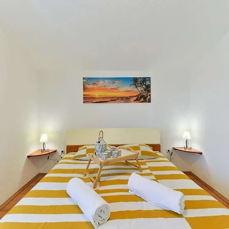House Marina With Pool Casa vacanze *