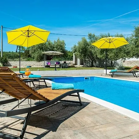 Casa vacanze House Marina With Pool Sukošan
