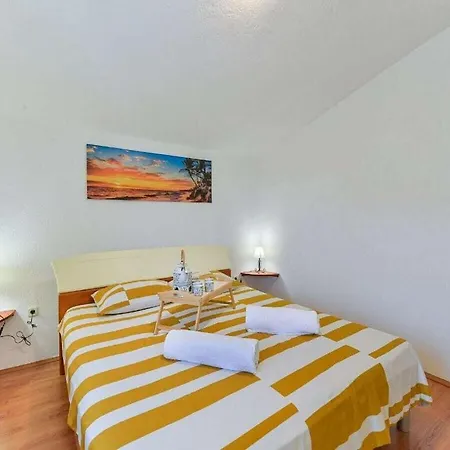 House Marina With Pool Casa vacanze *